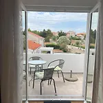 Niva Διαμέρισμα Nin