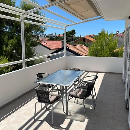 Niva Appartement Nin