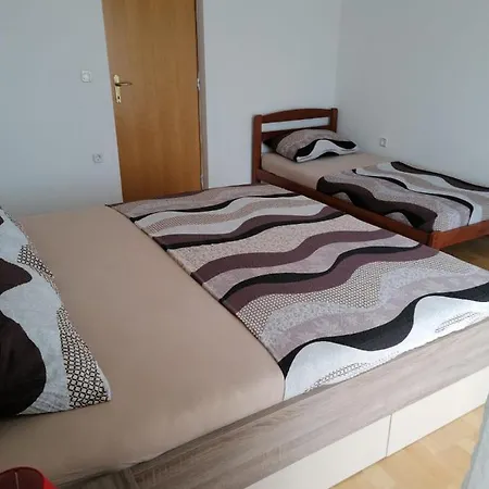 Apartment Niva *