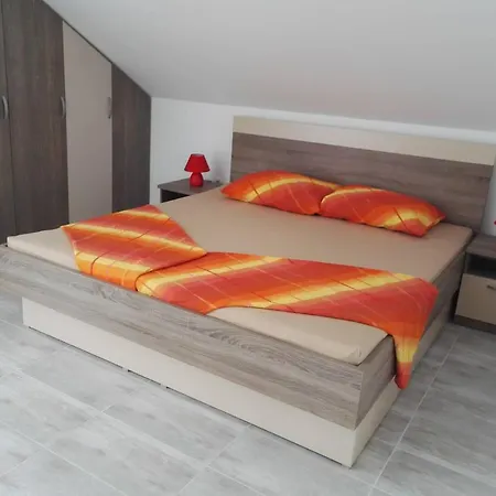 Apartamento Niva Nin